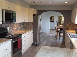 10705 Main Tree Dr, Anchorage, AK 99507