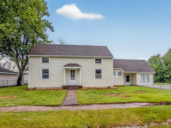 515 Booth St, Centralia, MO 65240