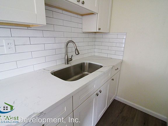 3rd image of 164 Topeka Ave APT 5