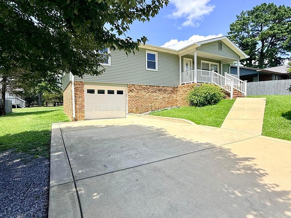 1st image of 1527 Lindsey Dr SW