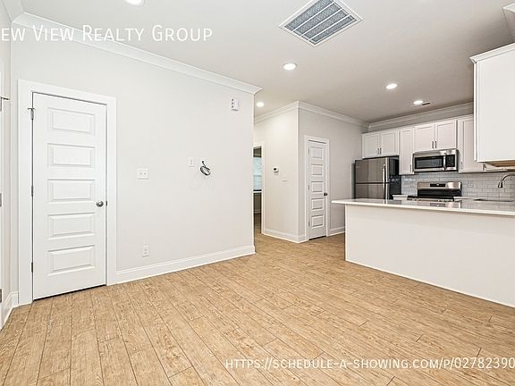 4th image of 1714 Club Rd