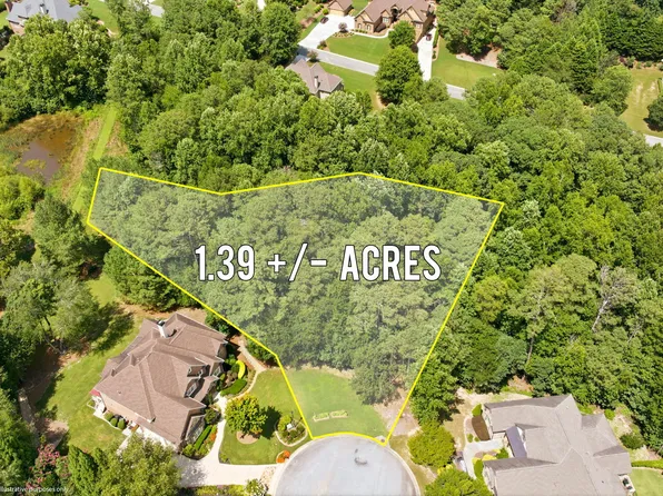 4860 Wildlife Way, Flowery Branch, GA 30542