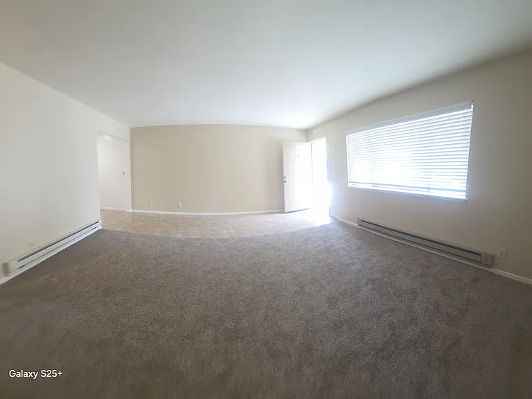 415 S 8th St #1 — Photo 4