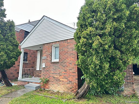 3rd image of 13654 Mecca St