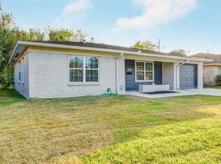 422 Gammon Dr, Houston, TX 77022