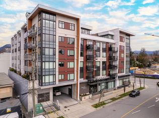 1496 Charlotte Rd #203, North Vancouver, BC