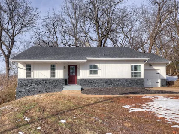 720 Walnut Drive, Neosho, MO 64850