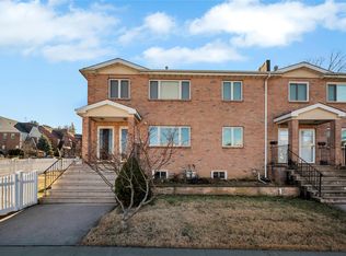 21618 36th Ave, Bayside, NY 11361