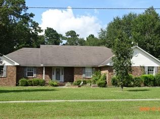 555 Wise Dr, Sumter, SC 29150