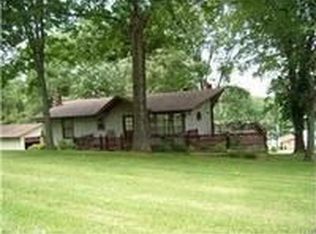 108 Fort Henry Dr, Dover, TN 37058