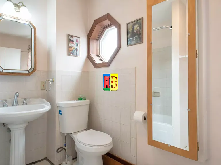 28 Orleans St #5A — Photo 9