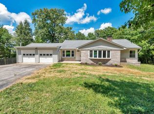 12 N Ridge Trl, Fenton, MO 63026