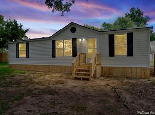 8718 Dixie Blanchard Rd, Shreveport, LA 71107