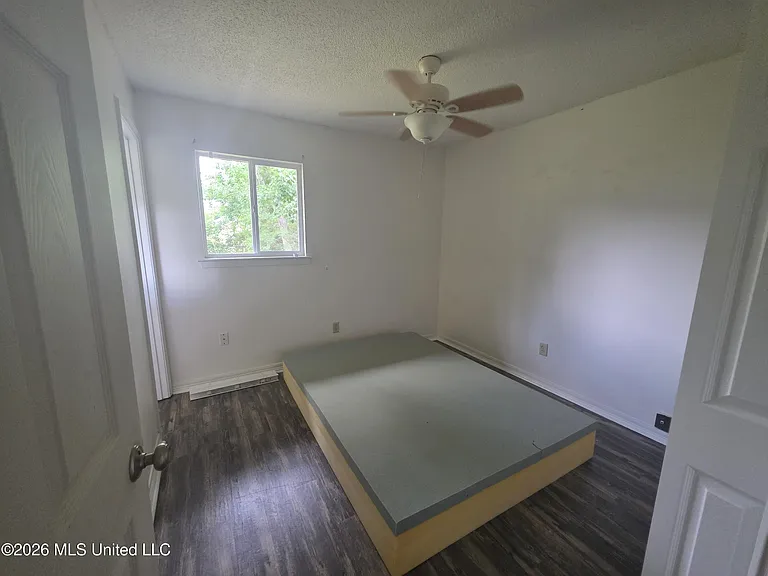 905 Spanish Acres Dr — Photo 8