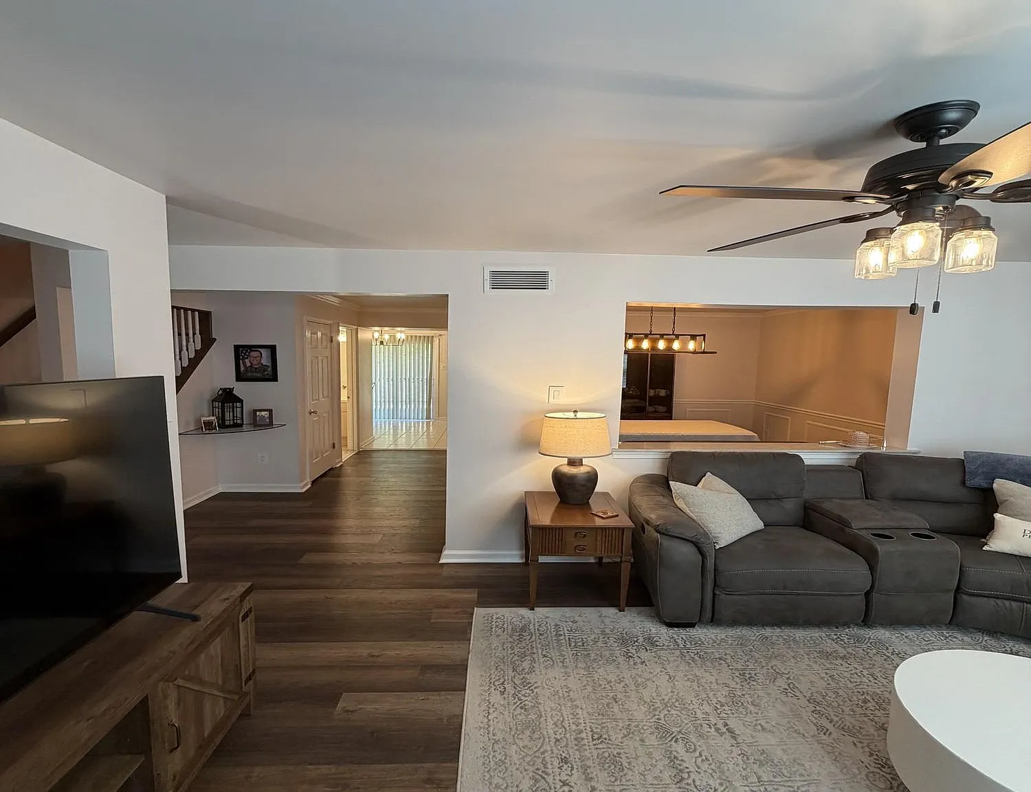 3 bed, 2.5 bath, 1728 sqft, $2,995 — Photo 4