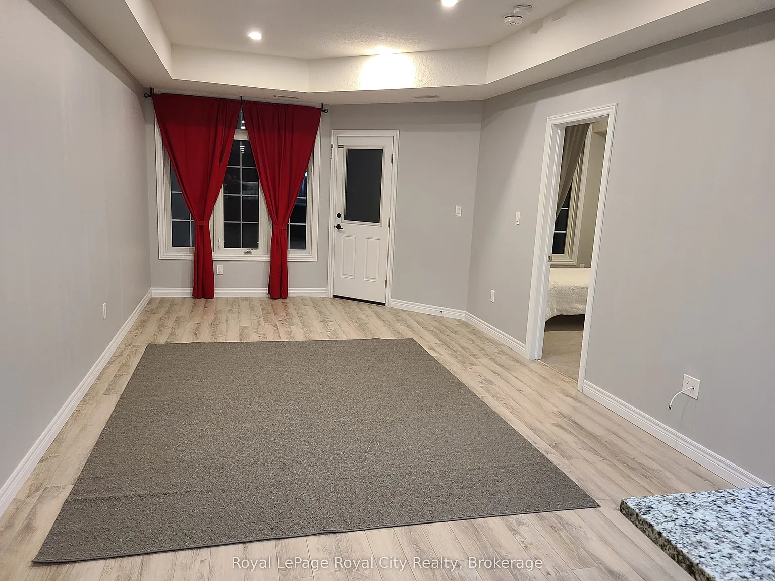 2 bed, $2,500 — Photo 4