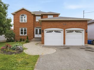 723 Carlisle St, Cobourg, ON K9A 5E6