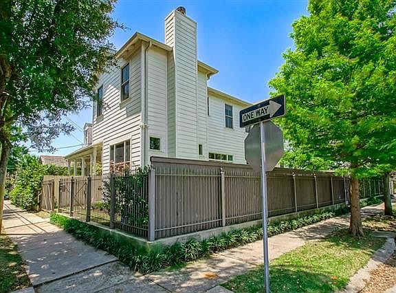4th image of 1132 Jena St #1132