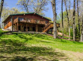 2284 J Edward Ct, Suamico, WI 54313