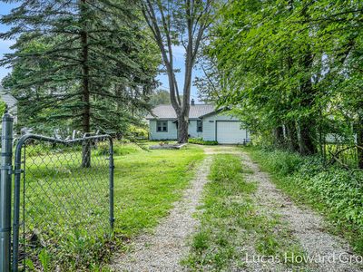 1124 Kusterer Dr NW, Grand Rapids, MI, 49534