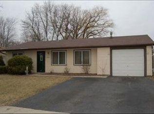 5300 Cinema Dr E, Hanover Park, IL 60133