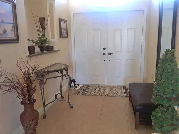 3rd image of 2347 SW Kent Cir