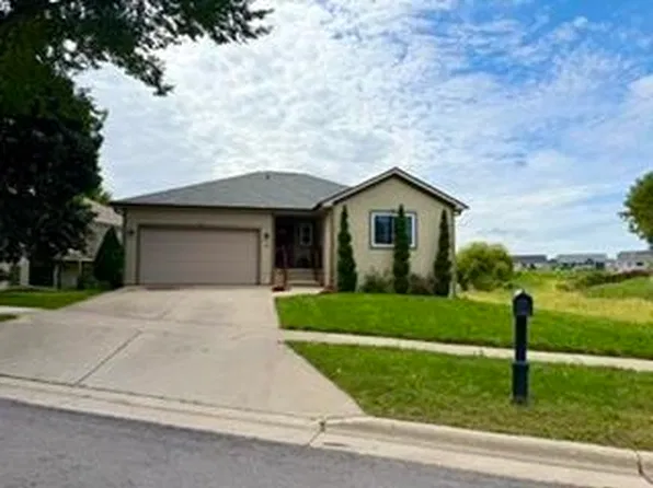 146 Rustic Dr, Madison, WI 53718