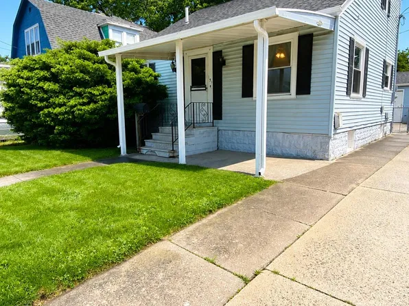 151 S 5th St, Fremont, OH 43420