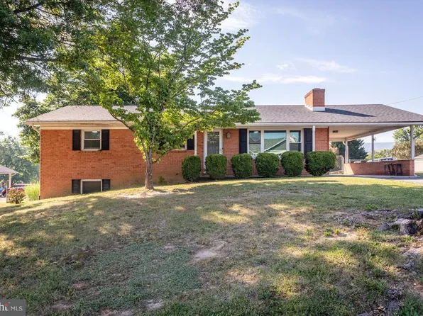 737 Ox Rd, Woodstock, VA 22664