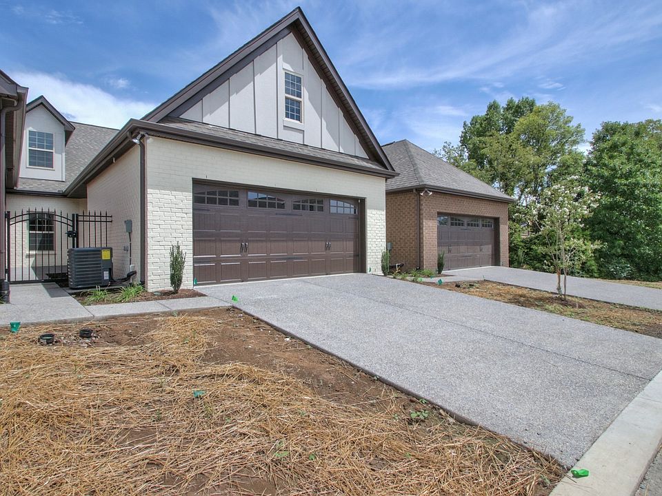 1st image of 310 Buckner Cir