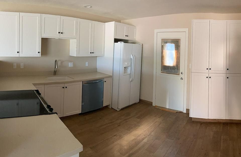 1st image of 36 E 14th St #1