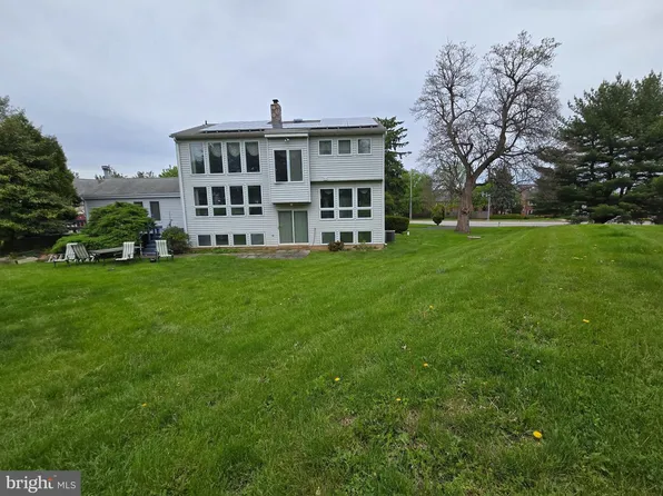 2276 S Valley Forge Rd, Lansdale, PA 19446