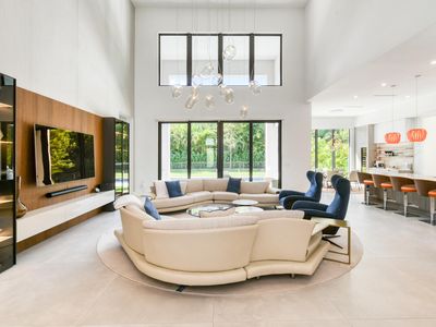 18432 Symphony Court, Jupiter, FL, 33458