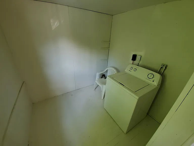 18 Albany Ave #2 — Photo 9