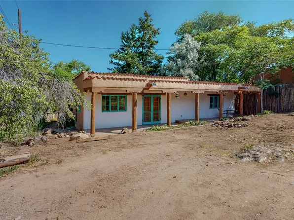 1031 Camino San Acacio, Santa Fe, NM 87505