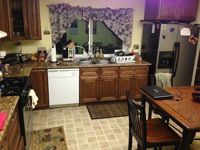 2nd image of 20254 Blythe St