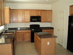 4th image of 5816 Donna St