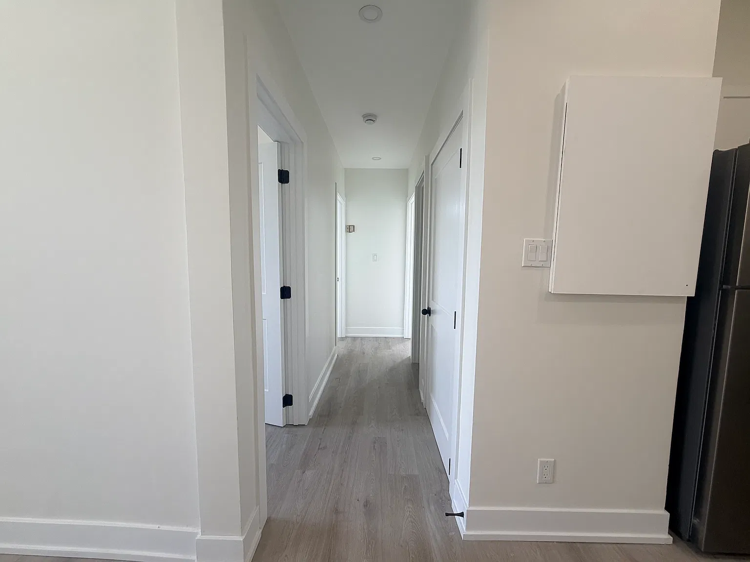 3 bed, $2,100 — Photo 4