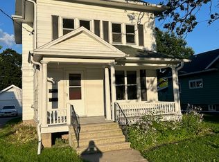 682 Bowen St UNIT A, Oshkosh, WI 54901