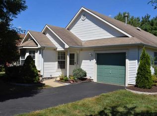 2747 Meadow Lake Dr, Toms River, NJ