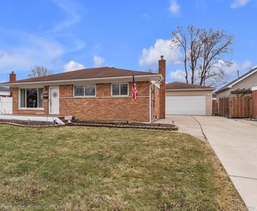 32613 Windsor St, Garden City, MI, 48135