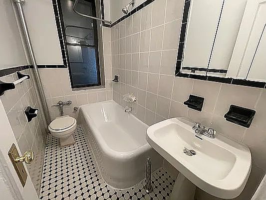 5th image of 41-50 44th St #A