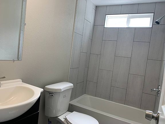 5th image of 32700 SE Leewood Ln Unit 103A