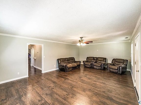 5th image of 268 Miller Rd