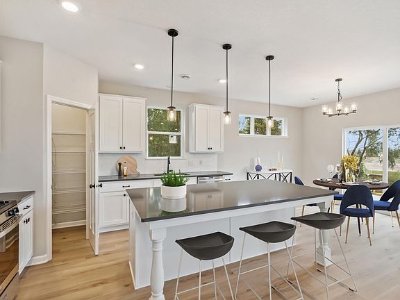 7th image of this home