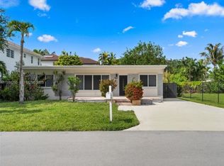 261 188th St, Sunny Isles Beach, FL 33160