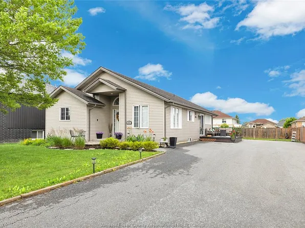 440 W Belle River Rd, Lakeshore, ON N0R 1V0