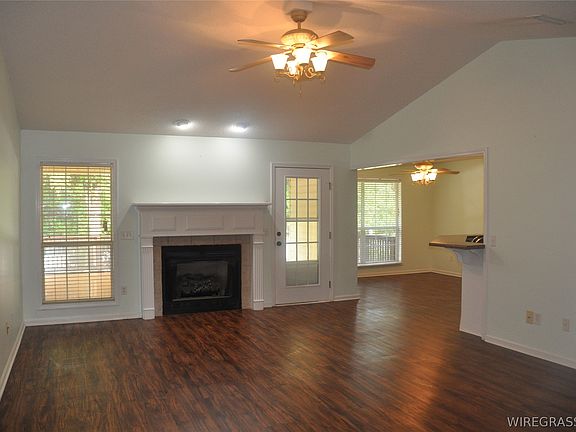 2nd image of 236 Windsor Garden Dr