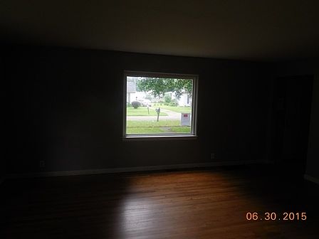 5th image of 54621 29th St