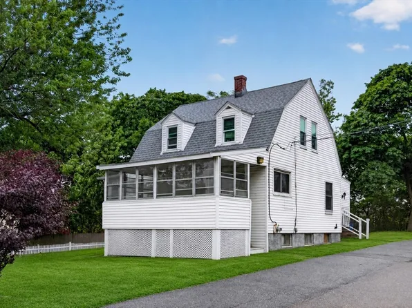 130 Dale St, Revere, MA 02151
